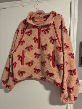 Cozy Sherpa Fleece Pullover with Red Bow Print